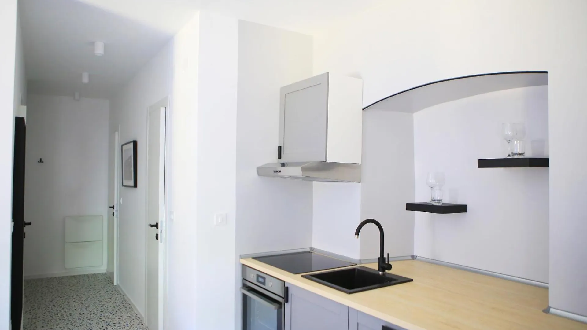 Villa Ula Premium Apartments ,Free Private Parking Opatija 0*,