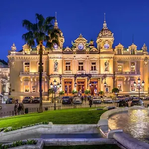 New Designer Next To Casino Square With Ac & Internet Monte Carlo
