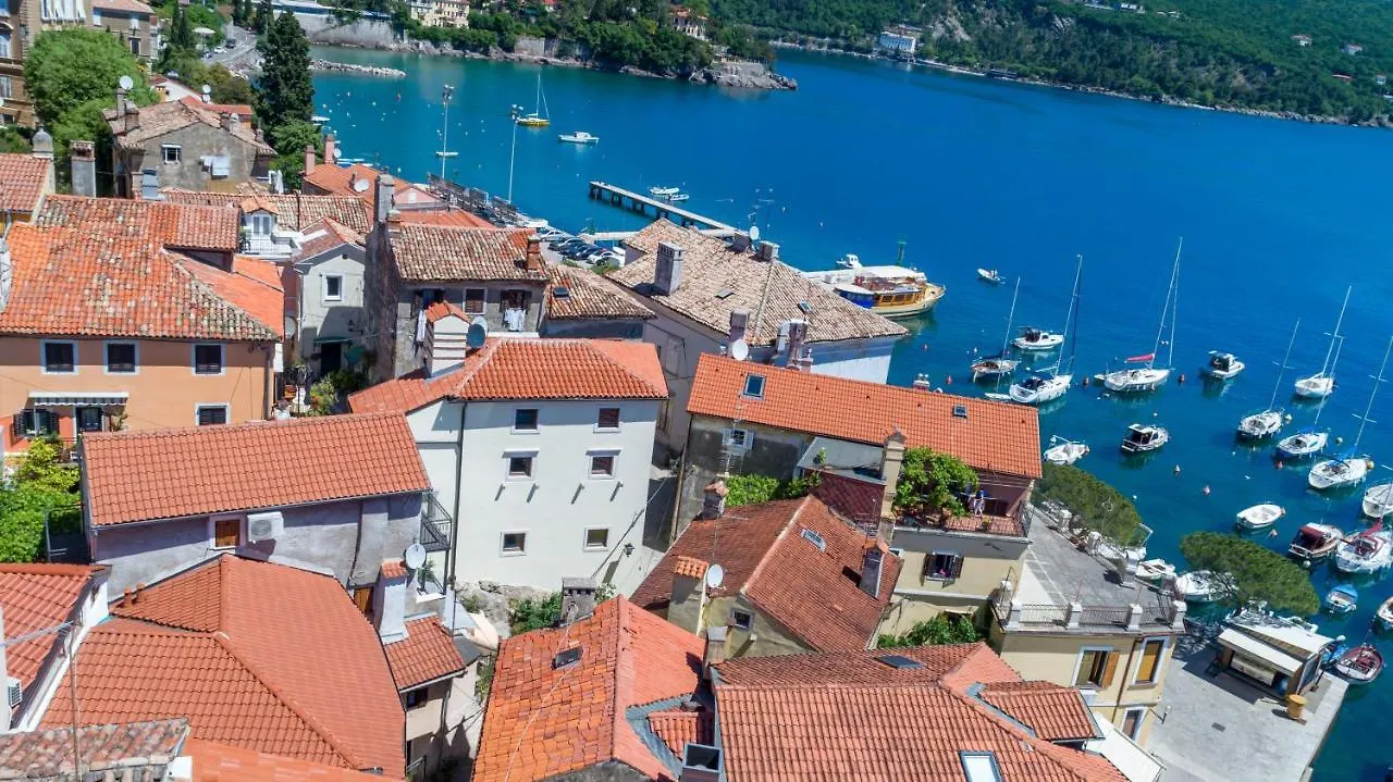 Villa Ula Premium Apartments ,Free Private Parking Οπατία